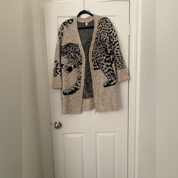 Lucerne Leopard Cardigan Medium Petit - Picture 3 of 5